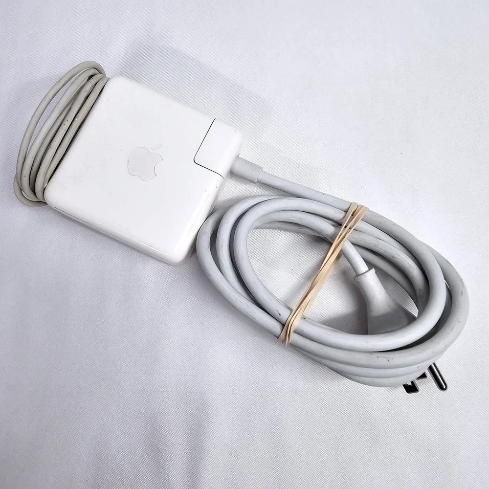 Apple MagSafe‎ 1 85W MacBook Pro Charger Power Adapter White EUC